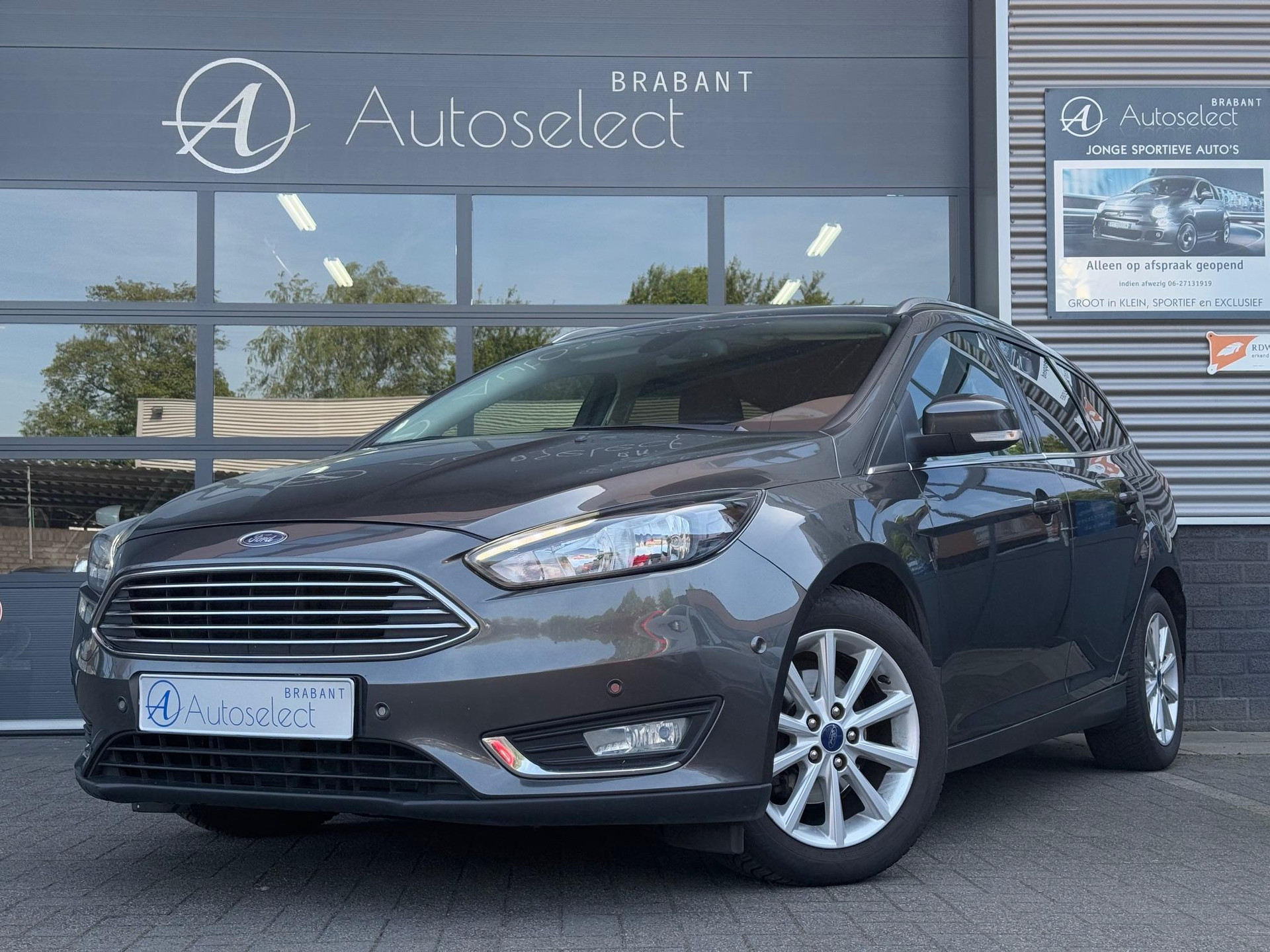 Ford FOCUS Wagon 1.0 EcoBoost Titanium 44637037-0.jpg | Autoselect Brabant