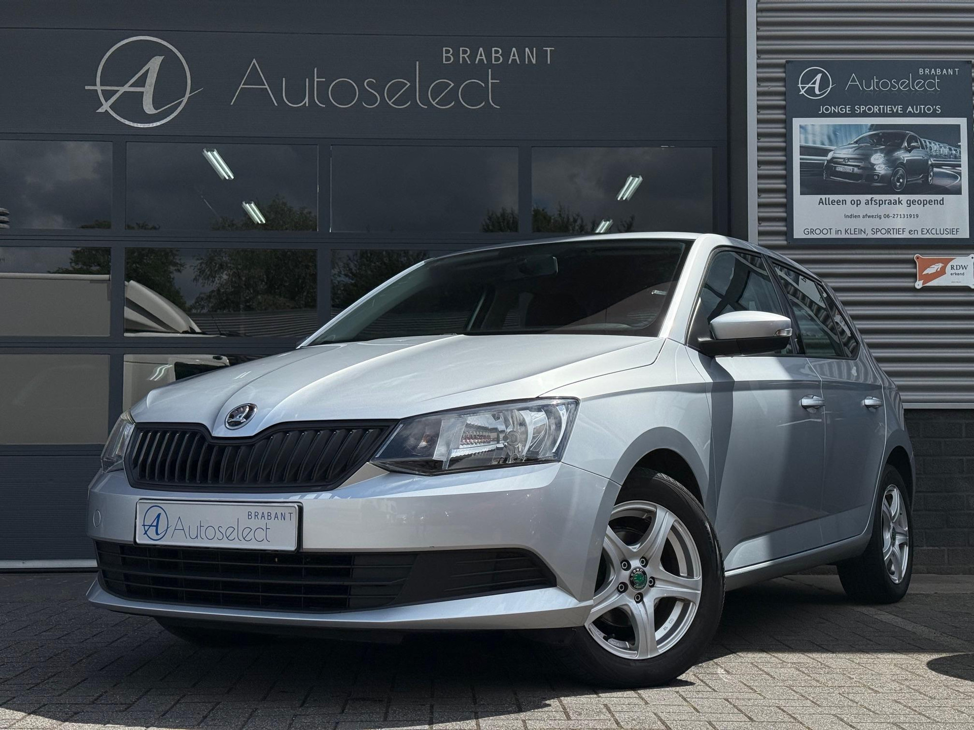Škoda Fabia 1.0 Active 45240442-0.jpg | Autoselect Brabant