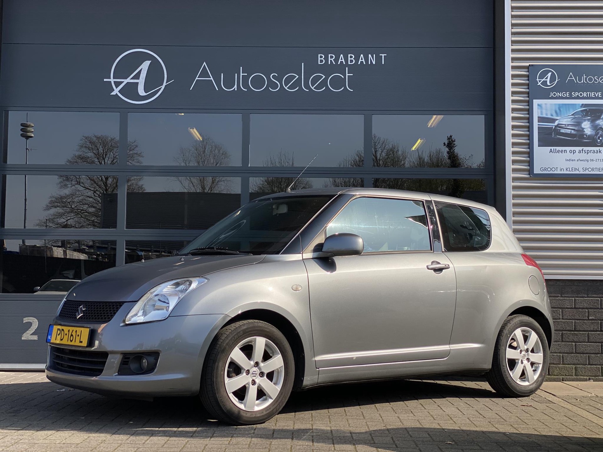 Suzuki Swift 1.3 Comfort 30226391-0.jpg | Autoselect Brabant