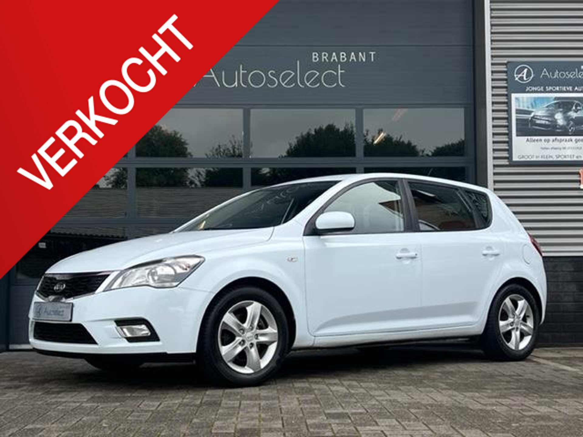 Kia cee'd 1.4 CVVT Seven 35202206-0.jpg | Autoselect Brabant