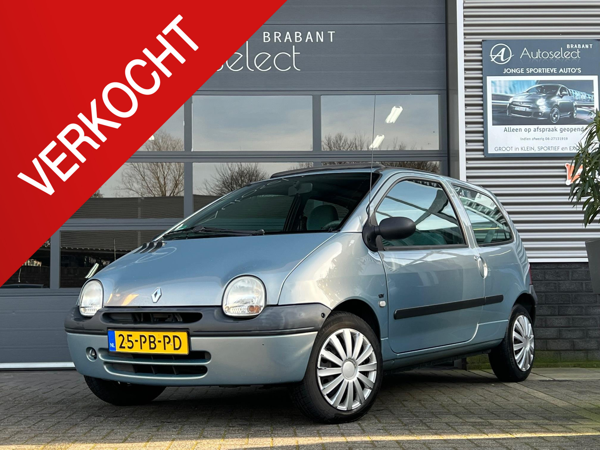 Renault Twingo 1.2-16V Lazuli 36954431-0.jpg | Autoselect Brabant