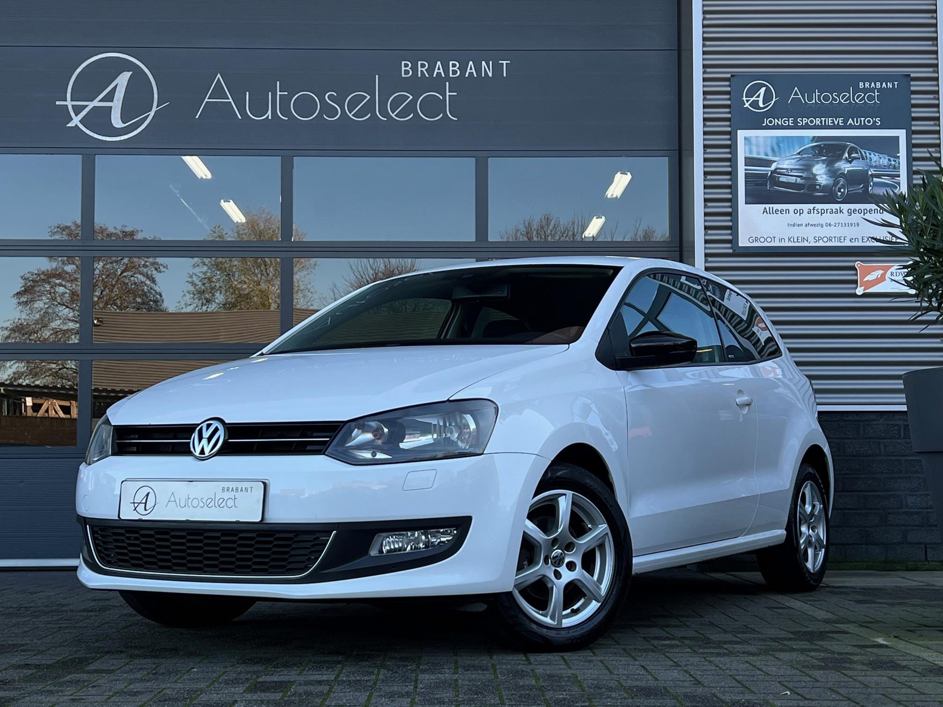 Volkswagen Polo 1.2-12V Comfortline 38384166-0.jpg | Autoselect Brabant