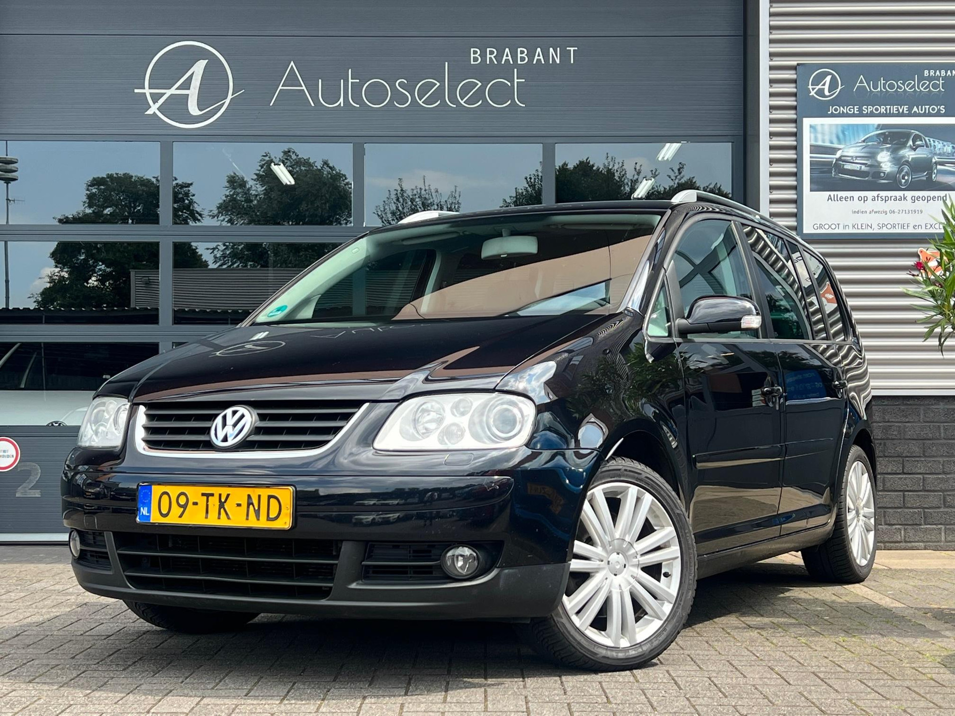 Volkswagen Touran 2.0 TDI Highline 39312984-0.jpg | Autoselect Brabant