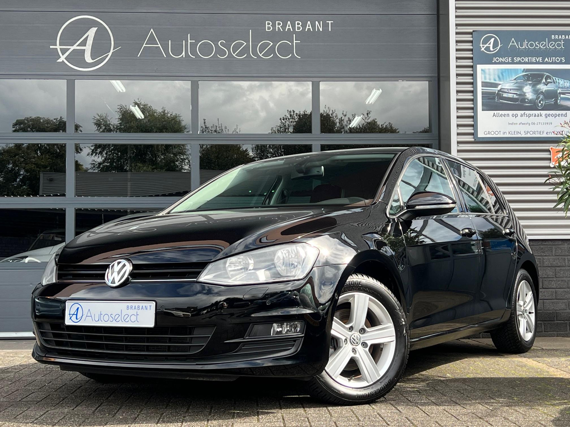 Volkswagen Golf 1.2 TSI Highline 40212750-0.jpg | Autoselect Brabant