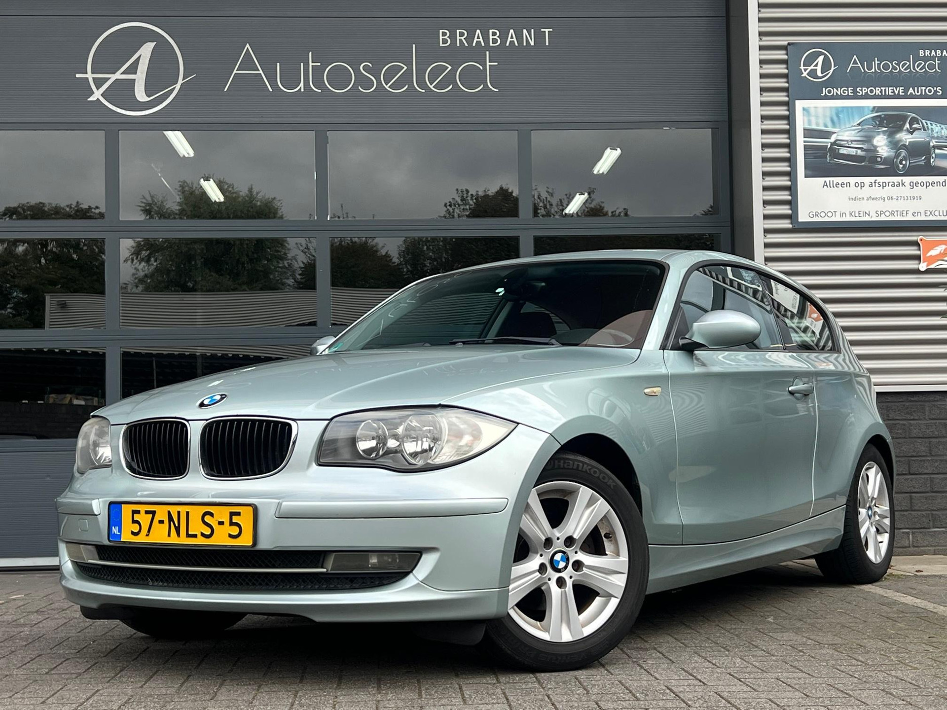 BMW 1-serie 118i 40378885-0.jpg | Autoselect Brabant
