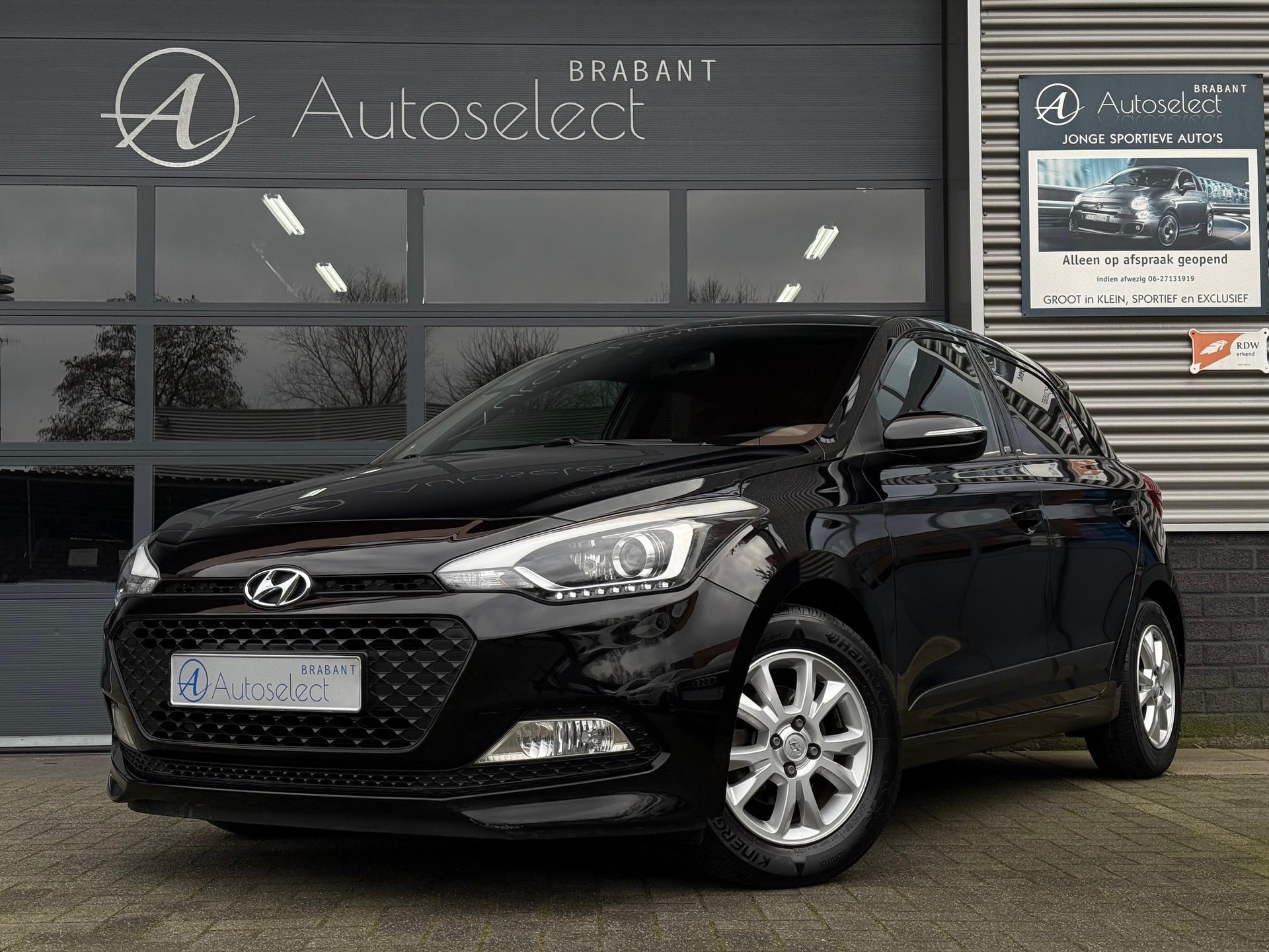 Hyundai i20 1.2 HP i-Motion Comfort 42775507-0.jpg | Autoselect Brabant