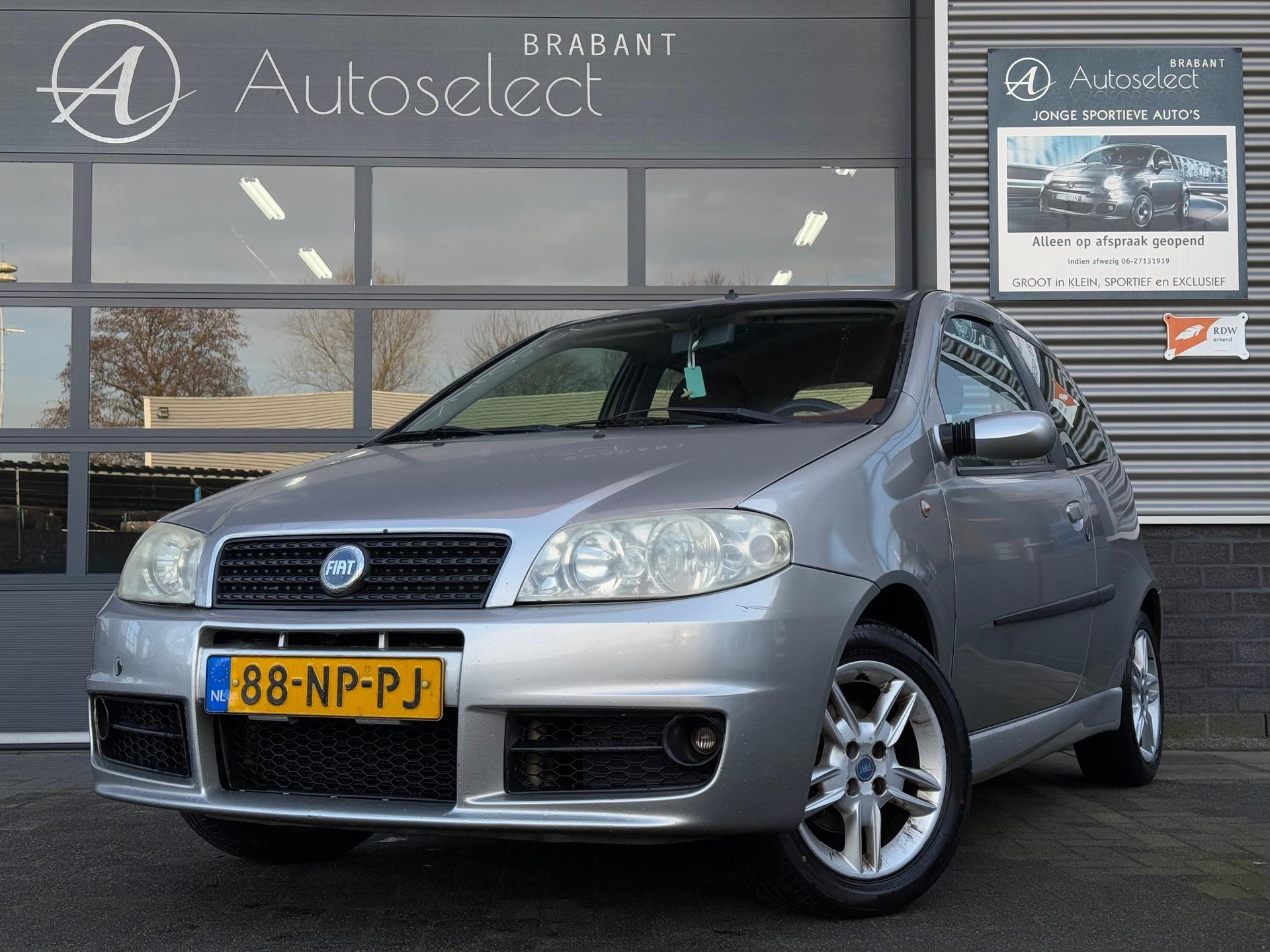 Fiat Punto 1.4-16V Sporting 43154518-0.jpg | Autoselect Brabant