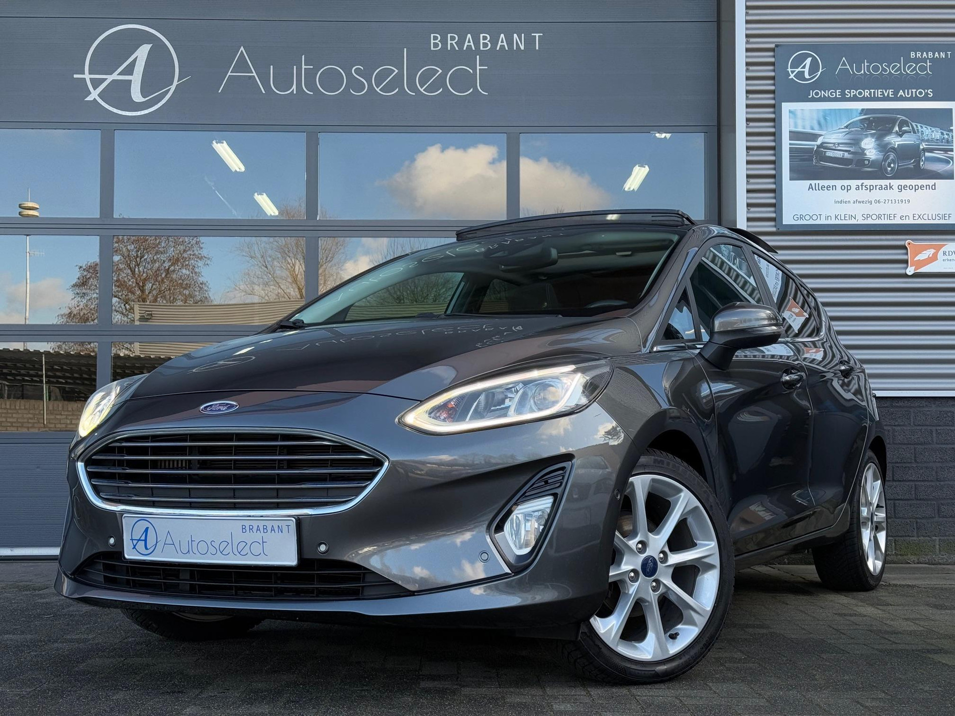 Ford Fiesta 1.0 EcoBoost Vignale 43186711-0.jpg | Autoselect Brabant